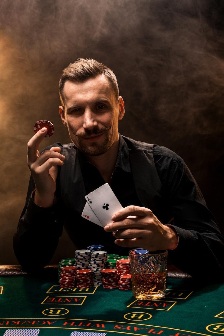 Meja Baccarat dengan kartu Pemain dan Banker serta total